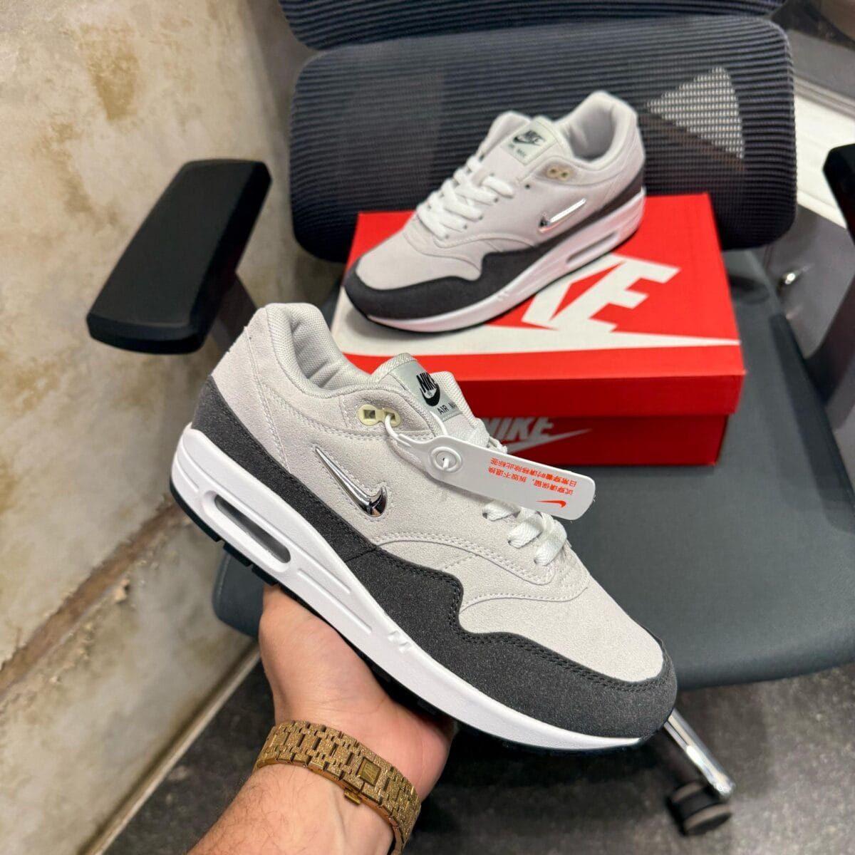air max 1 premium wolf grey