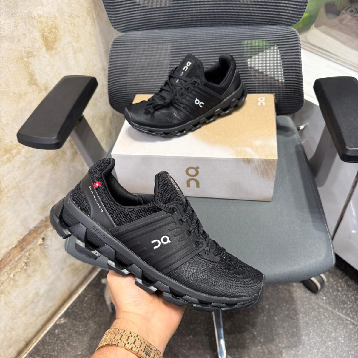 ON CLOUDD 9 SPORTS SHOE FOR MEN - Image 1