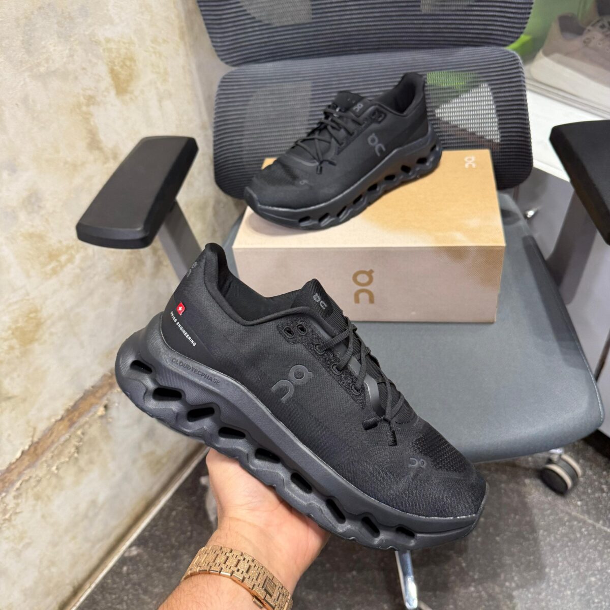 ON CLOUDD 9 SPORTS SHOE FOR MEN - Image 5