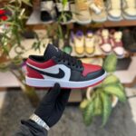 NIKEE JORDAN RETRO 1 LOW ‘BRED TOE’ - Image 4