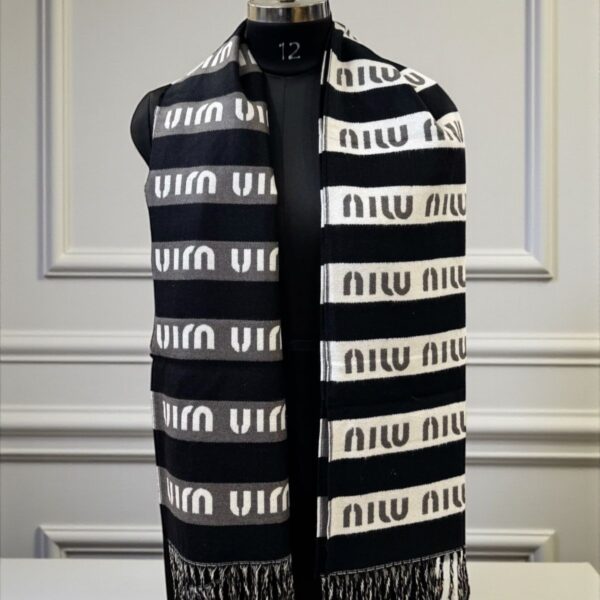 MIUU MIU REVERSIBLE WOOLLEN CASHMERE STOLE UNISEX