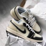 NIKEE AIR JORDAN 1 LOW COCONUT MILK BLACK MUSLIN - Image 2