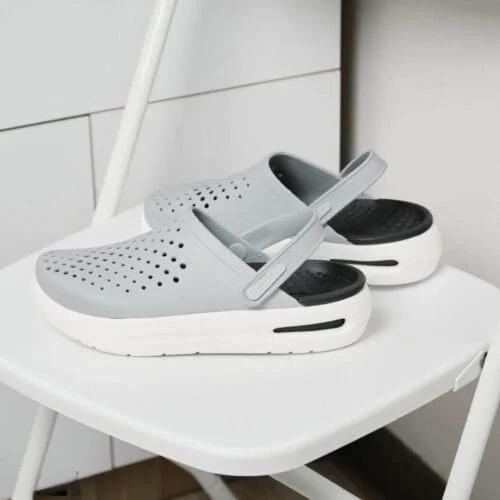Lightweight Comfort Clogs