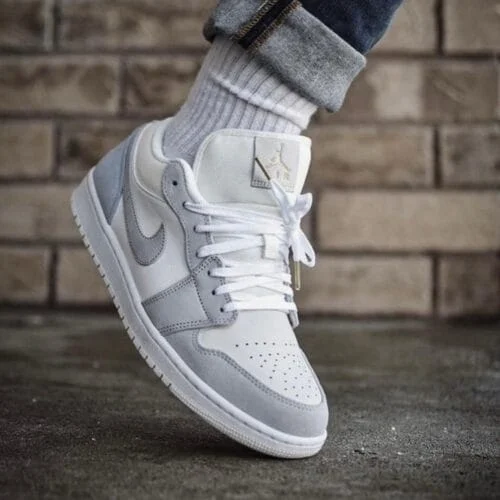 Low-Top Sneakers - Paris - view 4