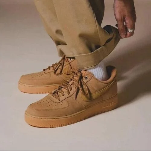 Low-Top Sneakers - Wheat - view 4