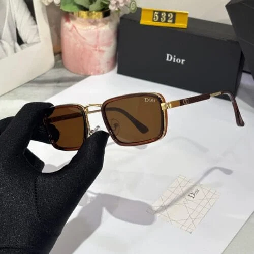 Oversized UV-Protection Sunglasses - Unisex - view 3