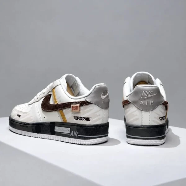 Premium Panda Prank Low Sneakers 2026